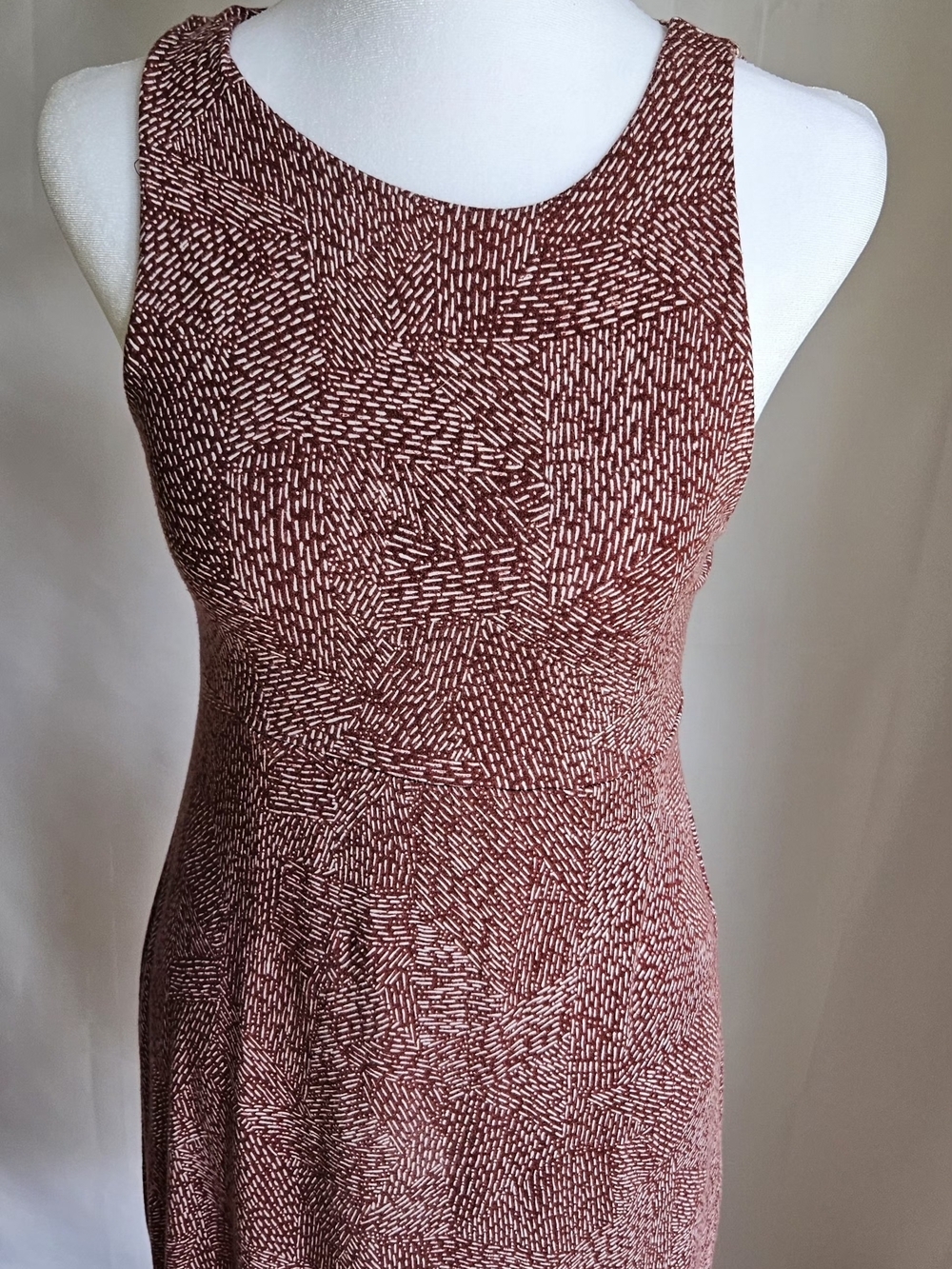 ATHLETA XS Maroon White Dash Print Modal Blend Sleeveless Shift Dress Soft Stre - Picture 3 of 12